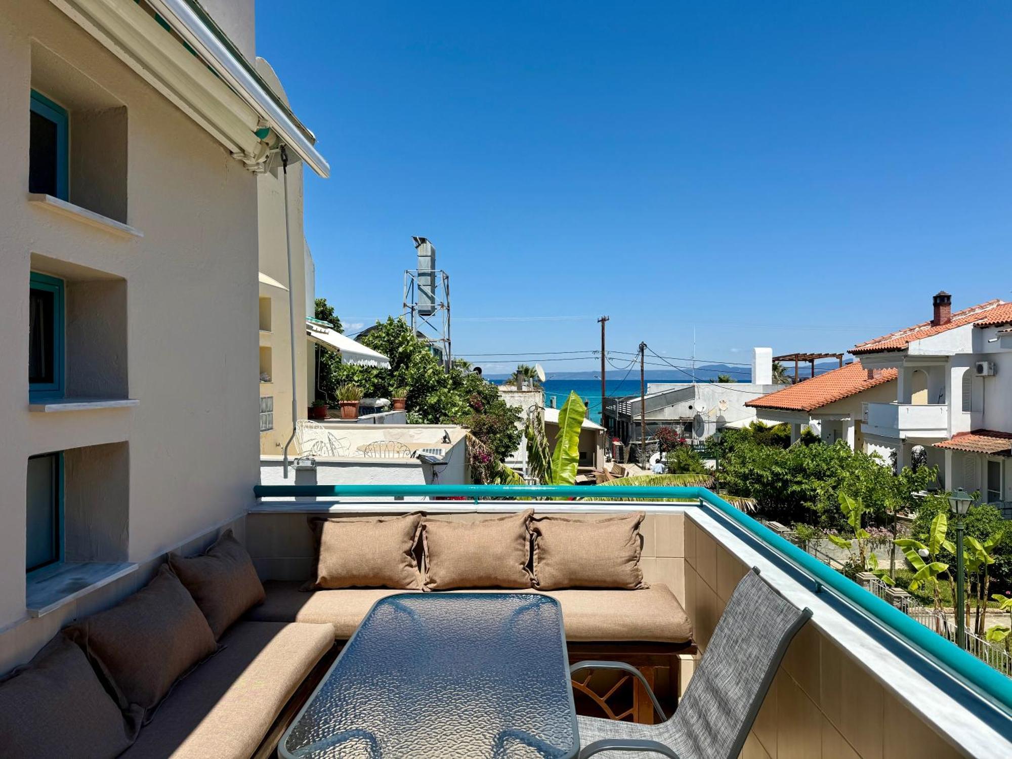 Emerald Seaside Apartment In Pefkohori بيفكوهوري المظهر الخارجي الصورة