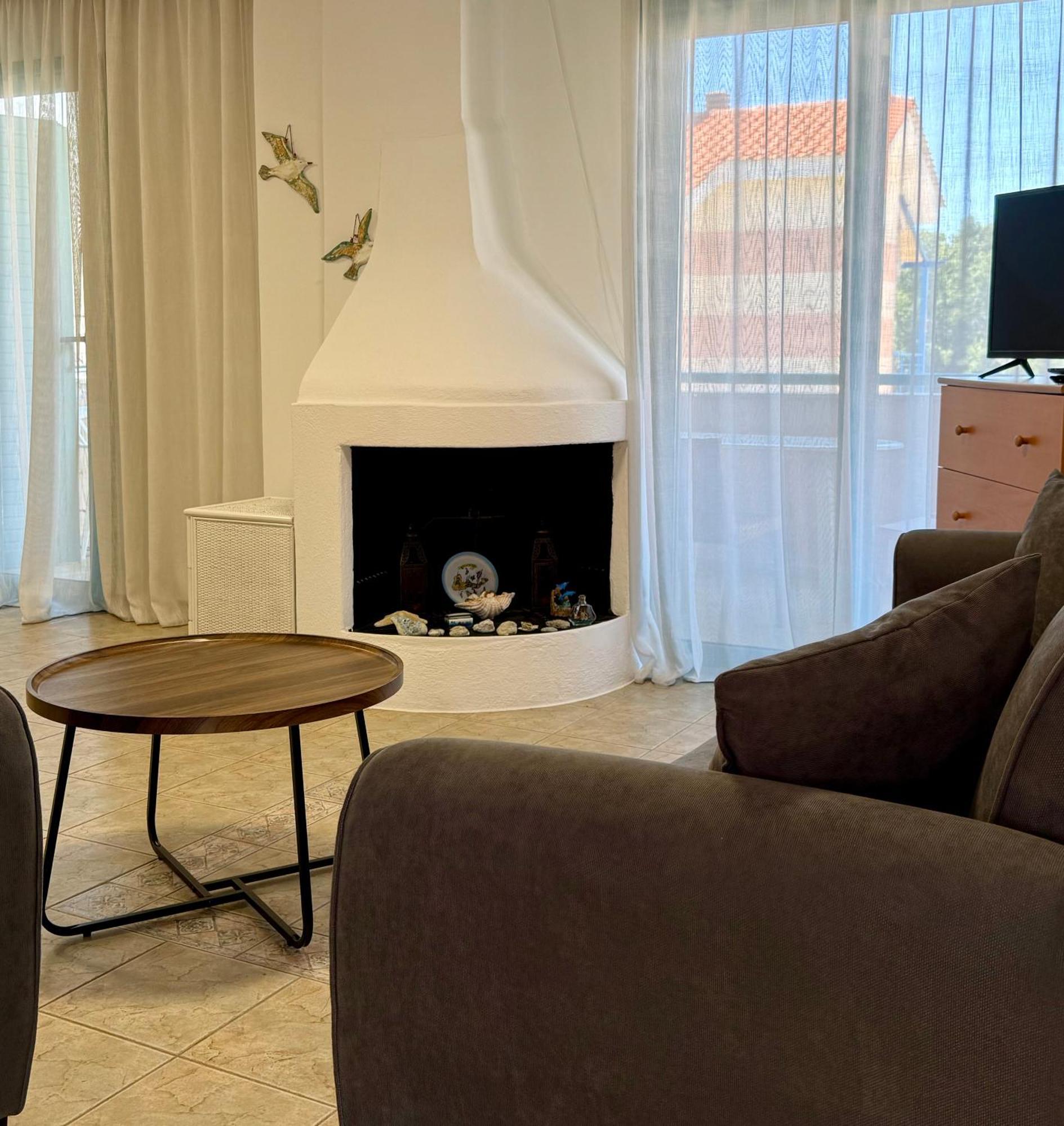 Emerald Seaside Apartment In Pefkohori بيفكوهوري المظهر الخارجي الصورة